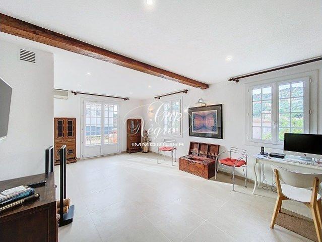 Maison vente à Arrondissement de Toulon, Bormes-les-mimosas