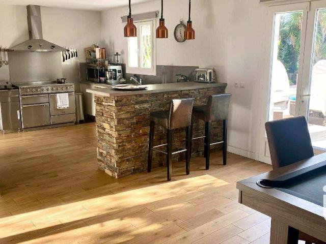 Maison vente à France métropolitaine, Ceyreste