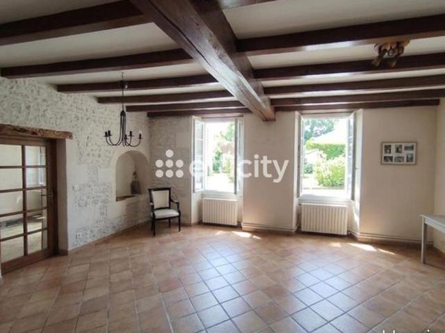 Maison vente à Jonzac, Jarnac-champagne