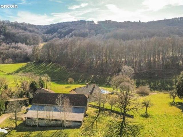 Maison vente à Figeac, Gorses