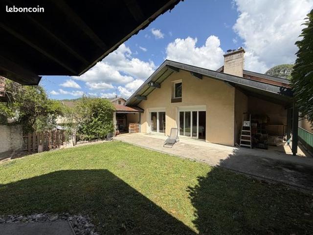 Maison vente à Saint-Claude, Moirans-en-montagne