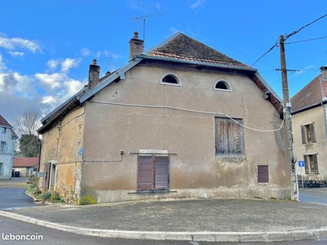 Maison vente à Besançon, Bourgogne-Franche-Comté