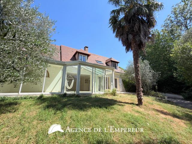 Maison vente à Village Jonchère-Malmaison-Saint-Cucufa, Rueil-Malmaison