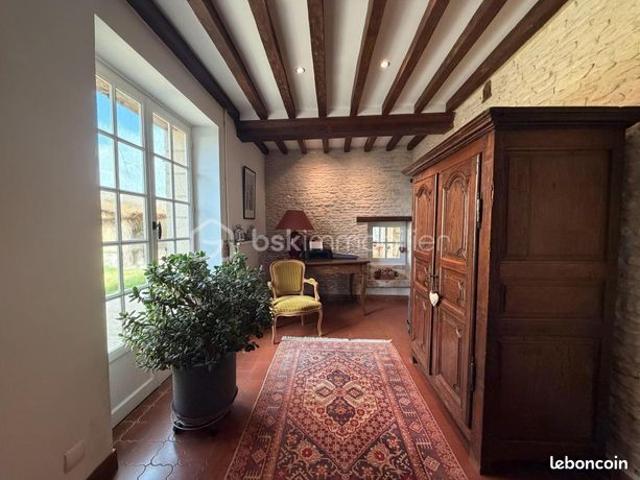 Maison vente à Caen, Normandie