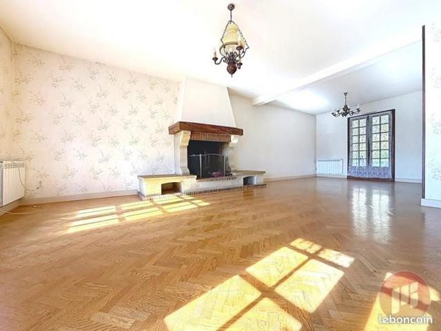 Maison vente à Brive-la-Gaillarde, Nouvelle-Aquitaine
