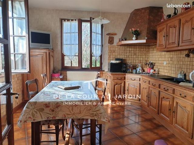 Maison vente à Nontron, Piégut-pluviers