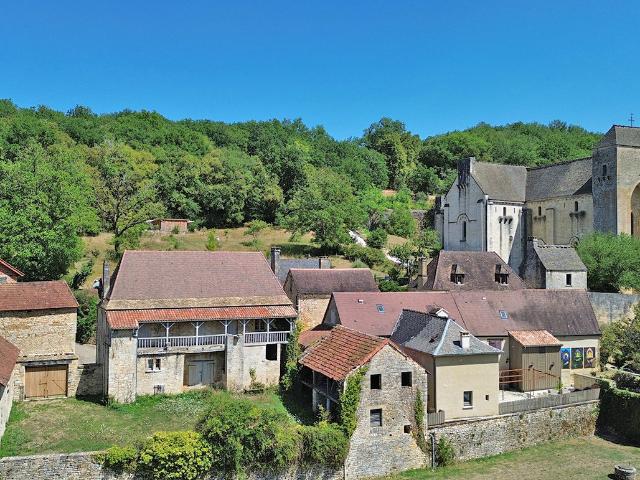 Maison vente à Saint-Amand-de-Coly, Coly-Saint-Amand