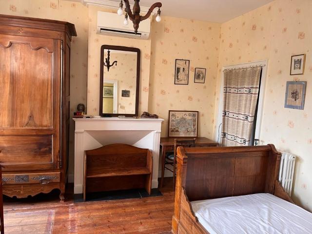 Maison location à Saint-Jean-d'Angély, Saint-savinien
