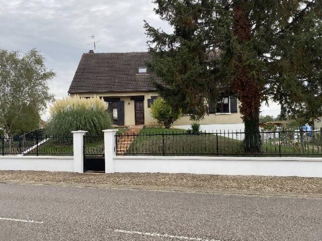 Maison vente à Saint-Florentin, Yonne