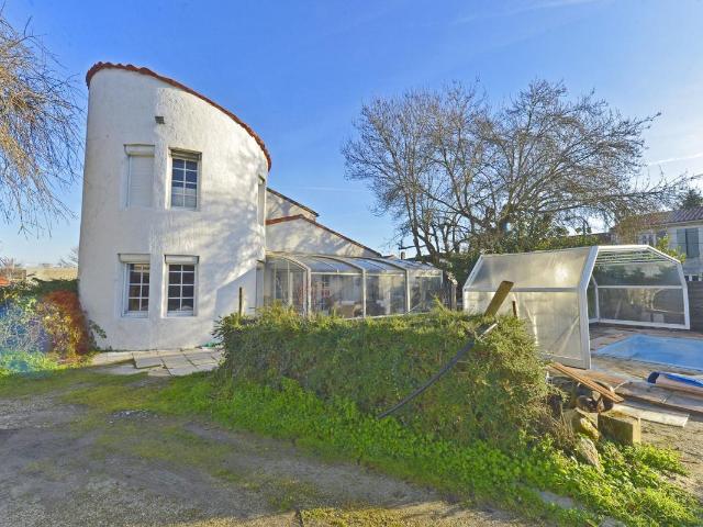 Maison vente à Saintes, Médis