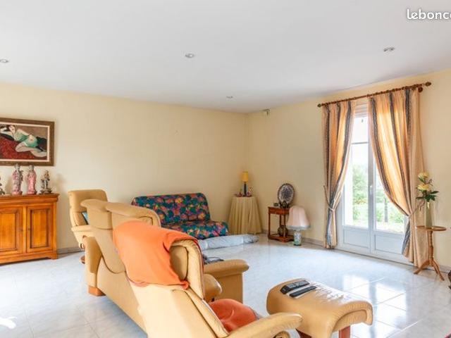 Maison vente à Brive-la-Gaillarde, Ussac