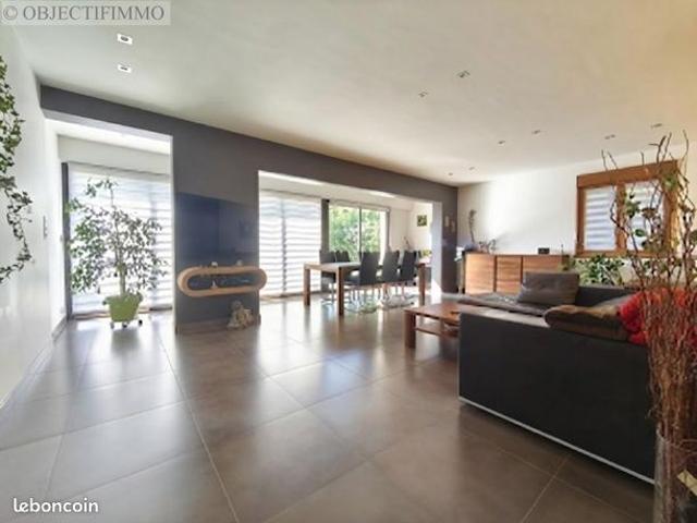Maison vente à Nancy, Leyr
