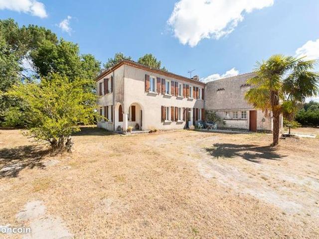 Maison vente à Bussac-forêt