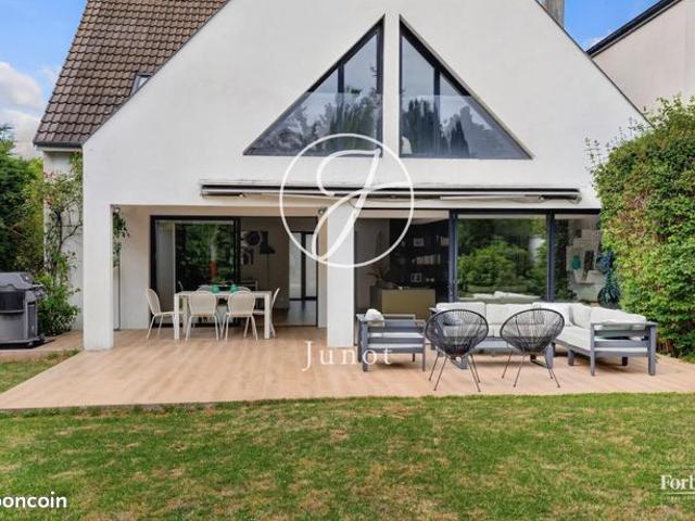 Maison vente à Rueil-Malmaison, Hauts-de-Seine