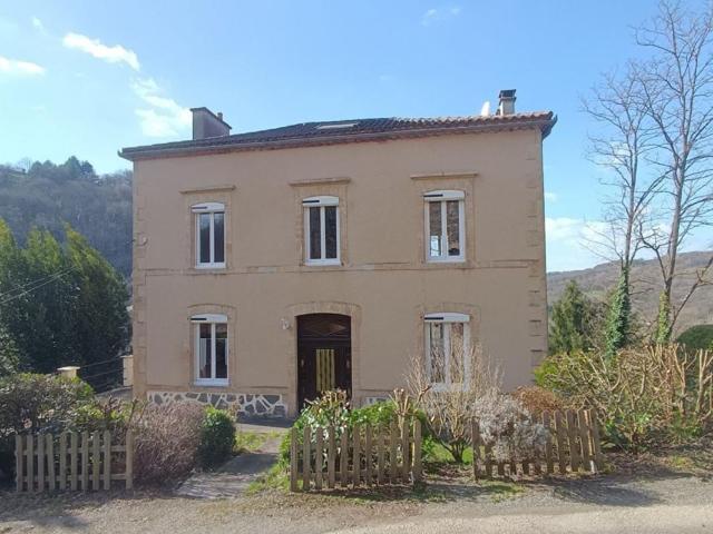 Maison vente à Villefranche-de-Rouergue, Asprières