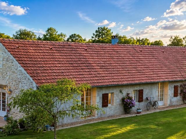 Maison vente à Saint-Jean-d'Angély, Bernay-saint-martin
