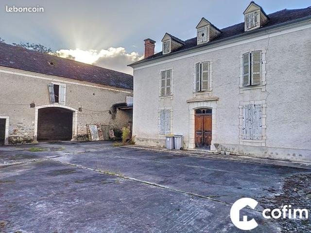 Maison vente à Coutances, Normandie