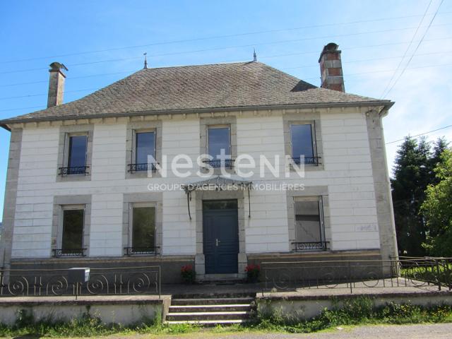 Maison location à Mauriac, Ydes