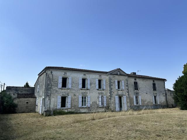 Maison vente à Jarnac, Charente