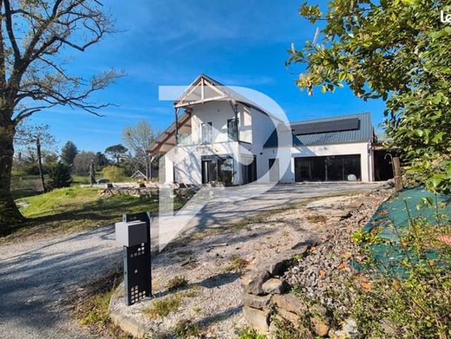 Maison vente à Oloron-Sainte-Marie, Salies-de-béarn