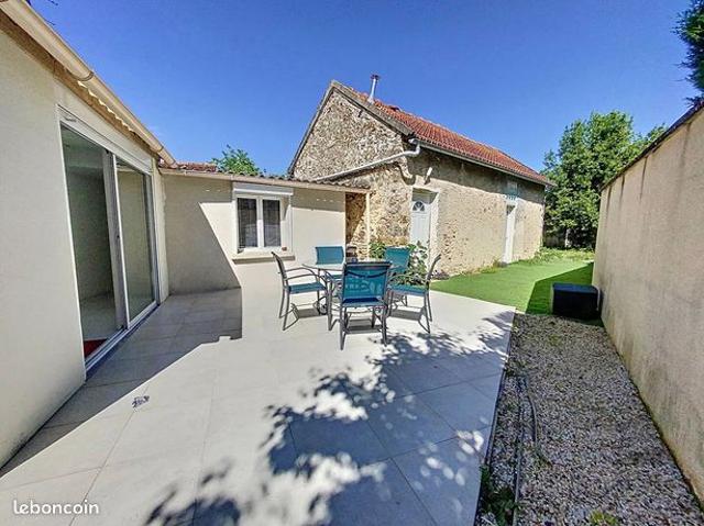 Maison vente à Versailles, Montigny-le-bretonneux