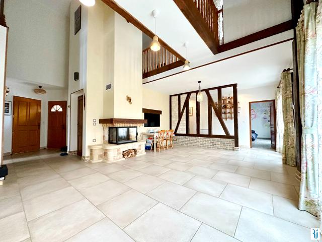 Maison vente à Rouen, Montigny