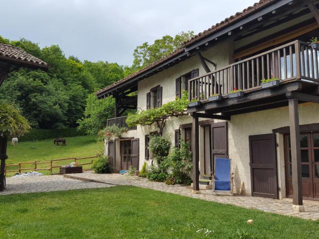 Maison vente à Grenoble, Charnècles