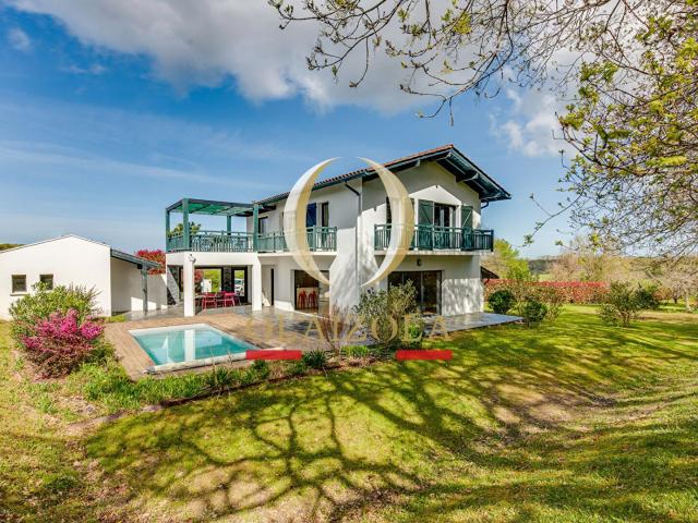 Maison vente à Bayonne, Saint-pée-sur-nivelle
