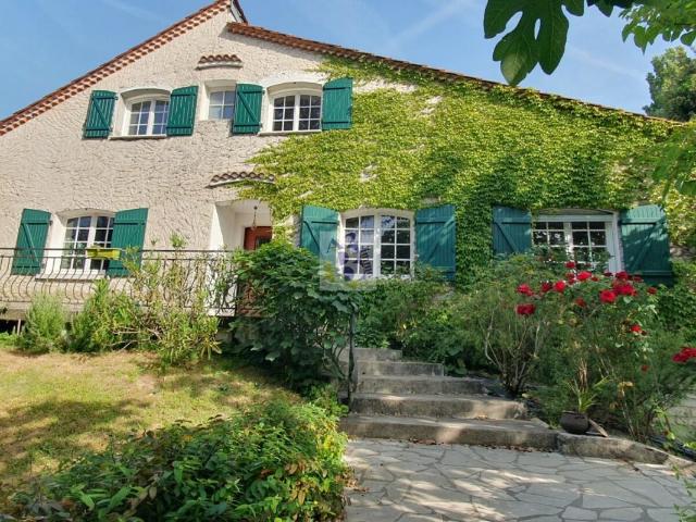 Maison vente à Angoulême, Aignes-et-puypéroux