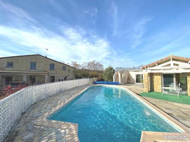 Maison vente à Charmes-sur-l'herbasse, Guadeloupe