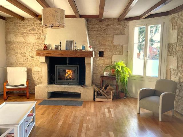 Maison vente à Saintes, Saint-sulpice-d'arnoult