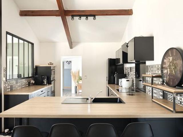 Maison vente à Niort, Rom
