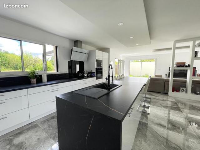 Maison vente à Nantes, Bouguenais