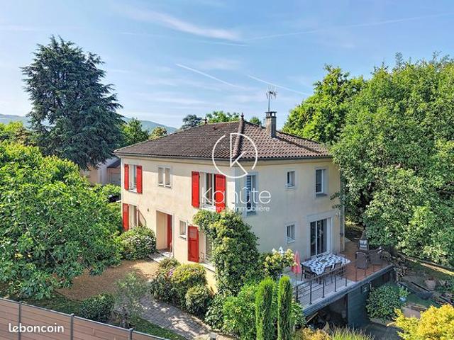Maison vente à Villefranche-sur-Saône, Rhône