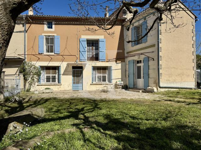 Maison vente à Arles, Maillane