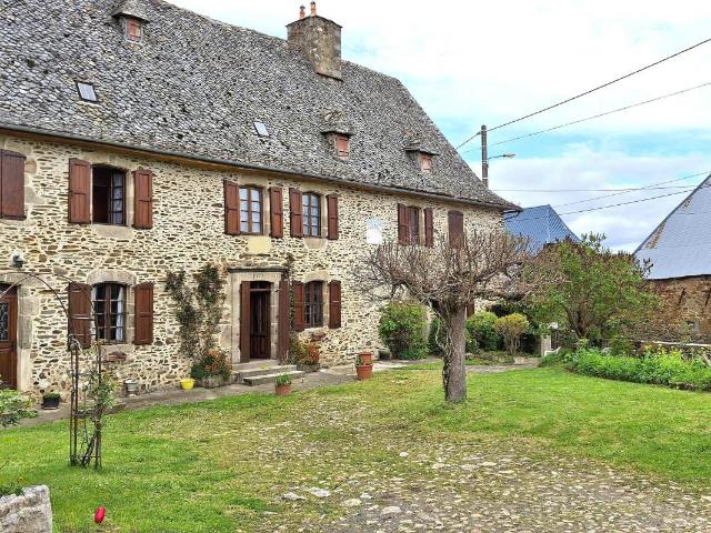 Maison vente à Aurillac, Roannes-saint-mary