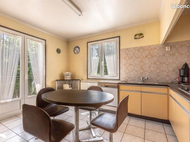 Maison vente à Arcachon, Salles