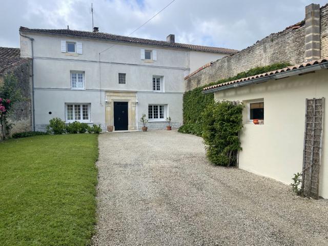 Maison vente à Cognac, Cherves-richemont