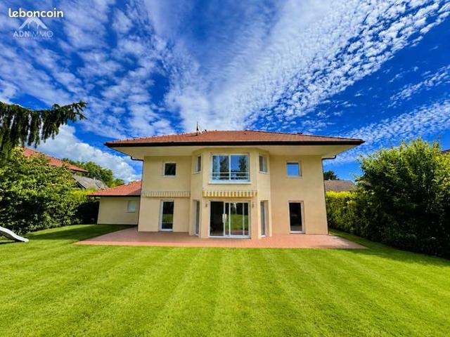 Maison vente à Gex, Saint-genis-pouilly