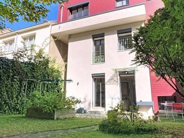 Maison vente à Issy-les-Moulineaux, Hauts-de-Seine