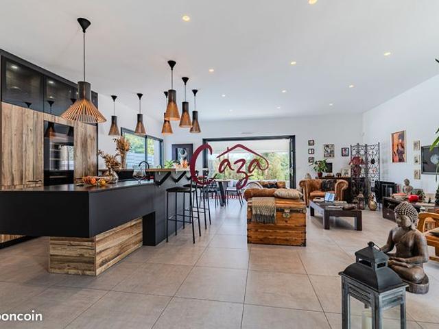 Maison vente à Bordeaux, Carbon-blanc