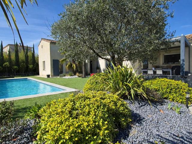 Maison vente à Avignon, Saint-saturnin-lès-avignon