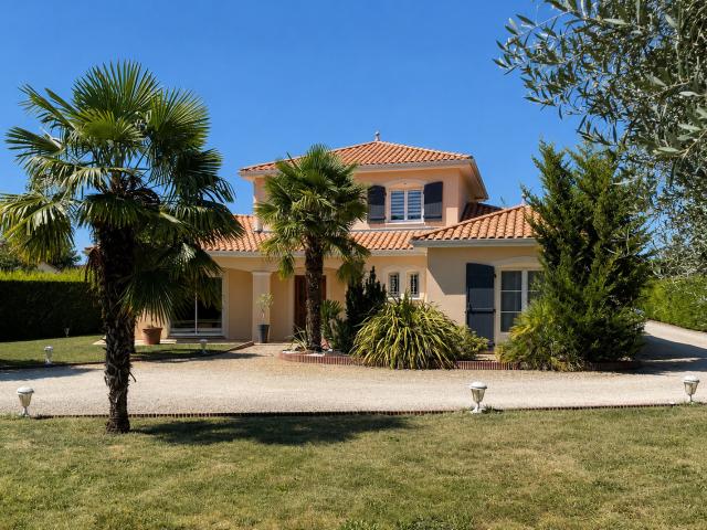 Maison vente à Poitiers, Fontaine-le-comte