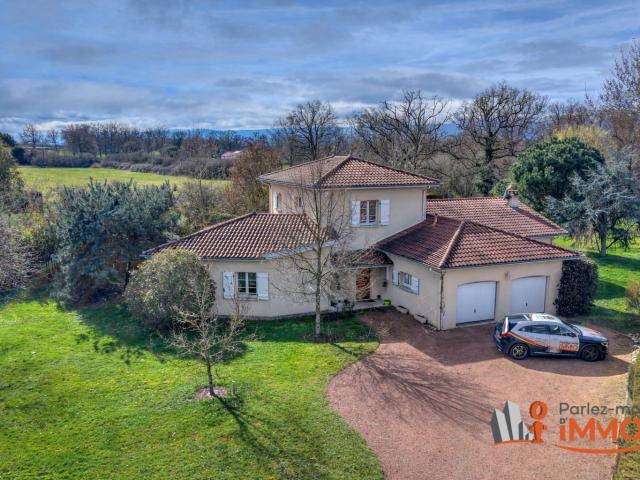 Maison vente à Sainte-Foy-Saint-Sulpice, Loire