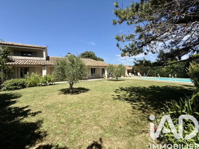 Maison vente à Nîmes, Les Angles