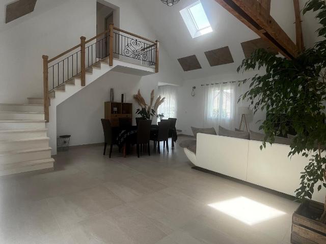 Maison vente à Tours, Monts
