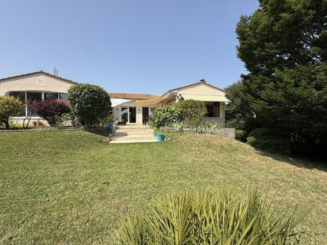 Maison vente à Domaine d'Amanieu, Bouliac