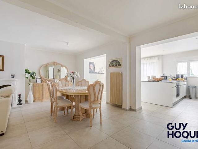 Maison vente à Melun, Combs-la-ville