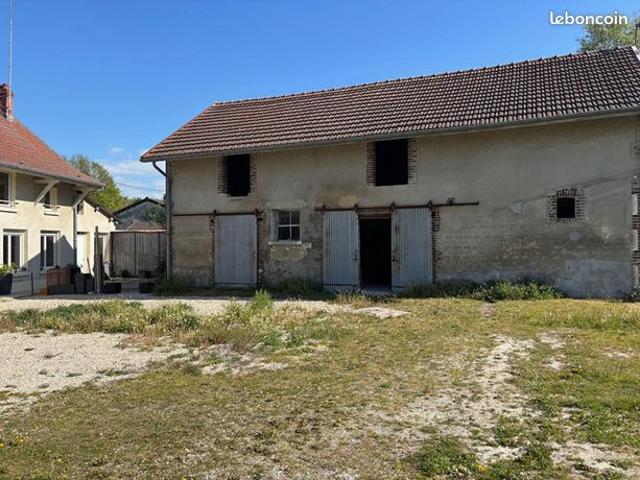 Maison vente à Troyes, Poivres