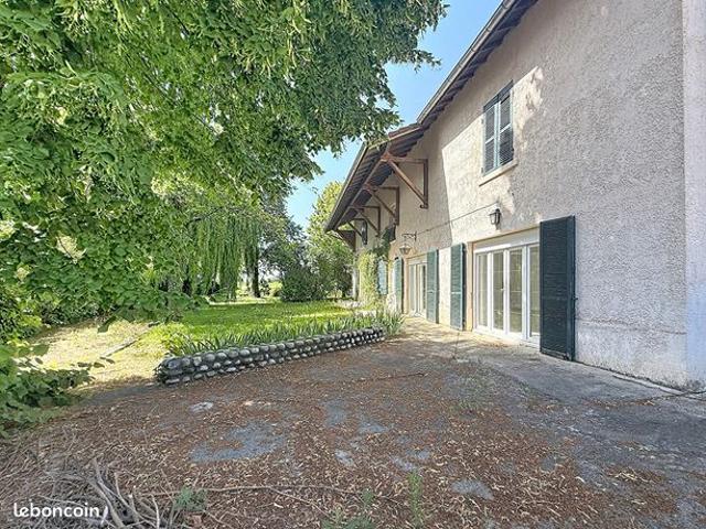 Maison vente à Belley, Saint-jean-de-niost